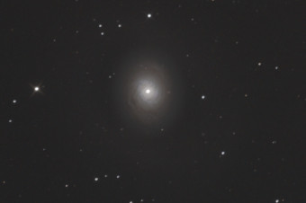 M64 galaxis