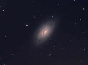 M64 feketeszem galaxis